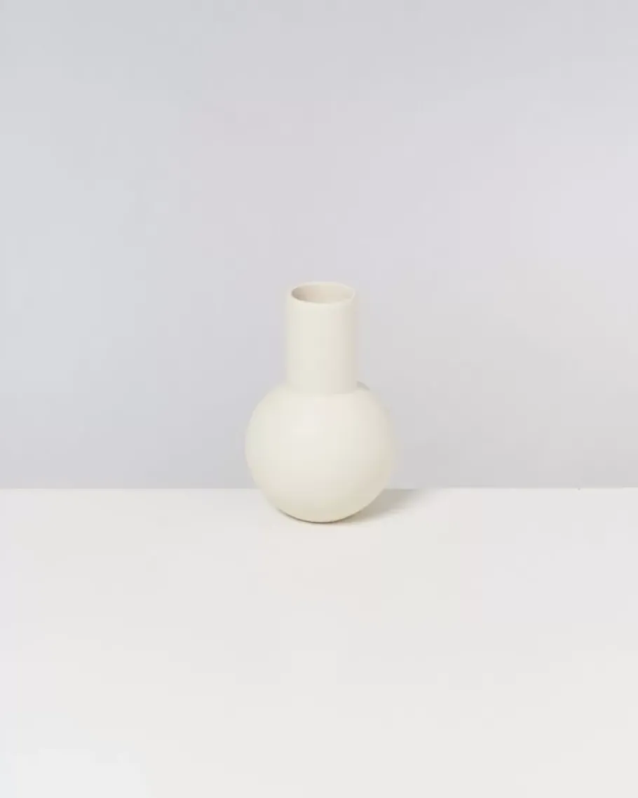 Store Bola Vase M Sand Bola M