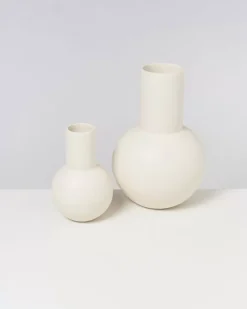 Store Bola Vase M Sand Bola M